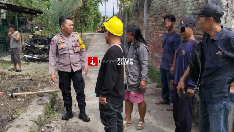 Polsek Siantar Utara Berikan Himbauan kepada Pekerja Rabat Beton di Gang Pinus