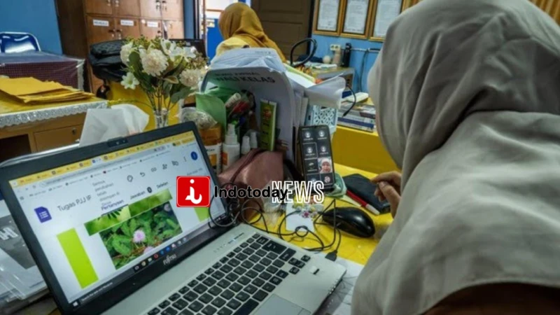 Dampak Abu Vulkanik Gunung Anak Krakatau, PJJ Diterapkan Mulai 7 September 2026